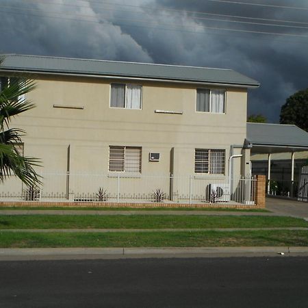 Bondi Motel Moree Buitenkant foto