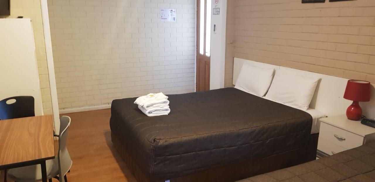 Bondi Motel Moree Buitenkant foto