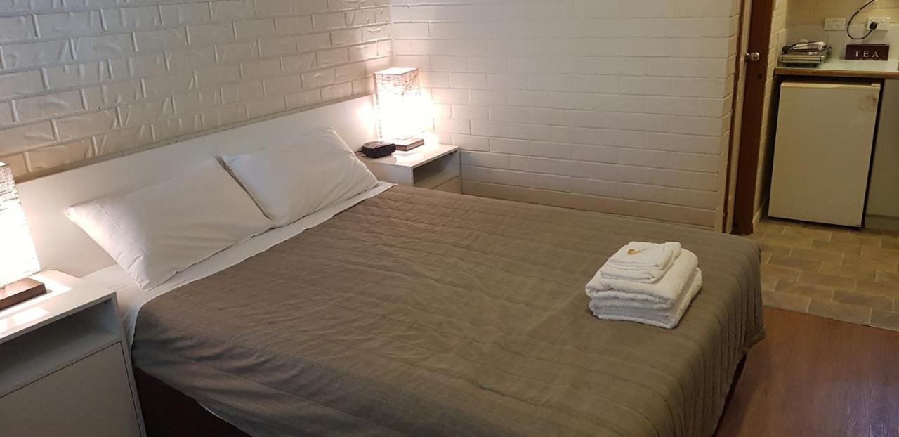 Bondi Motel Moree Buitenkant foto