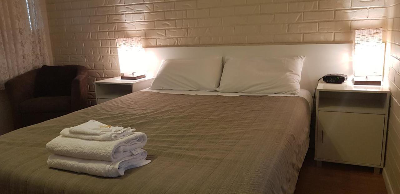 Bondi Motel Moree Buitenkant foto